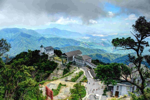 Du-lịch-Huế-Hồ-Truồi-Đà-Nẵng-Suối-Khoáng-Nóng-Núi-Thần-Tài-KDL-Bà-Nà-2